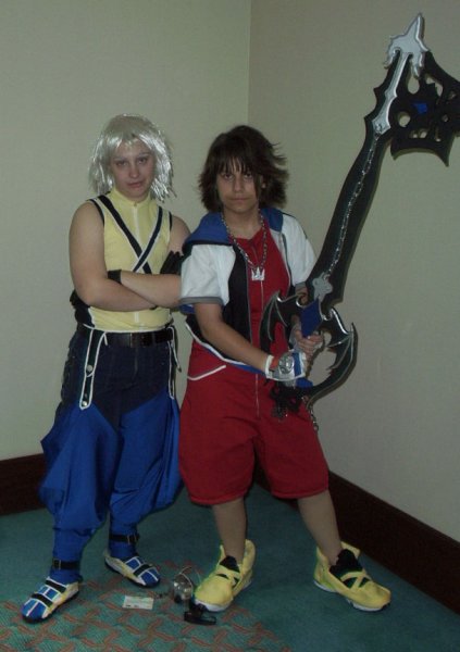 [Image: 03%20-%20Riku,%20Sora%20&%20the%20super%...yblade.jpg]